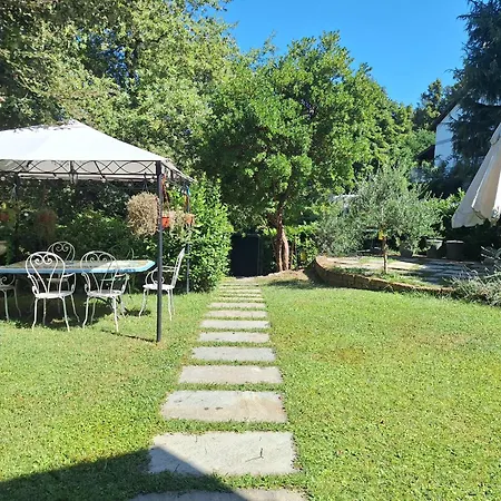 فندق مبيت وإفطار Il Faggio Rosso - 3*